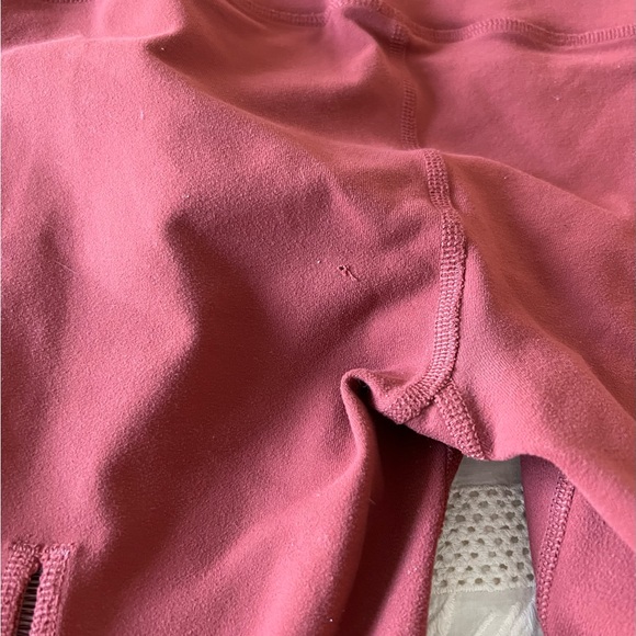 Alo Legging - Picture 3 of 3